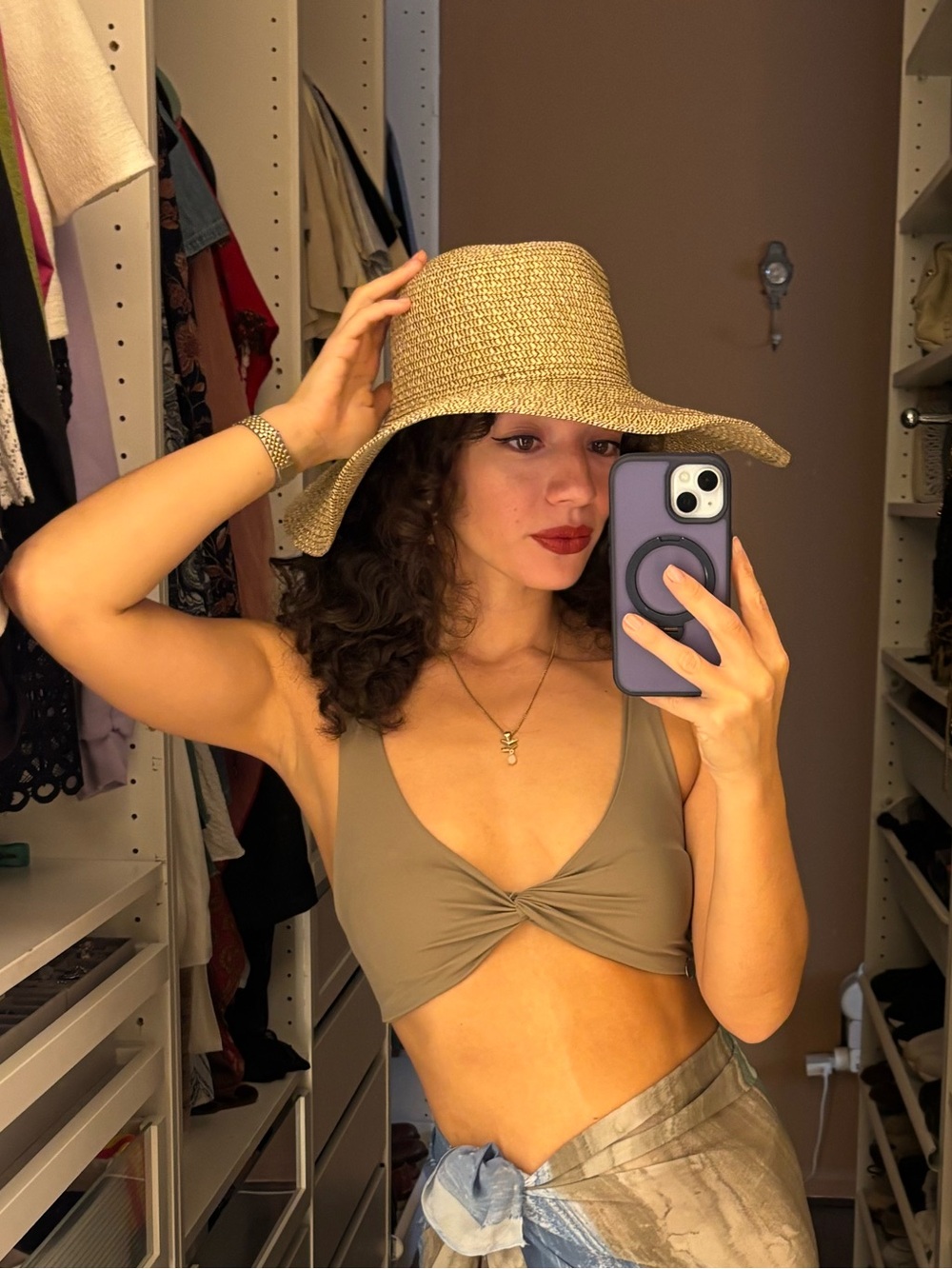 Gold glittery wide brim straw hat